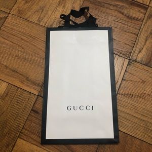 Gucci shopping gift bag